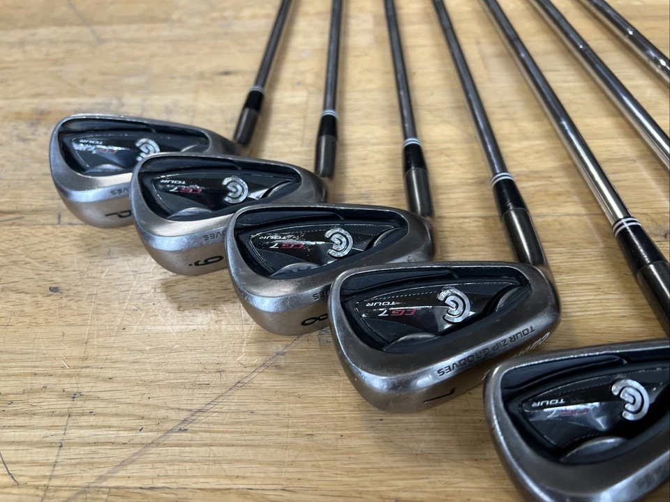 Left Handed Cleveland CG7 Tour Iron Set / 4-PW / S300 Stiff Flex Cleveland Grip - Image 3 of 4