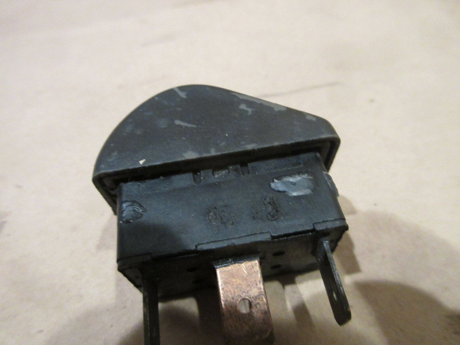 Ferrari 355 Seat Adjustment Push Button Switch Switch -P/N 165263