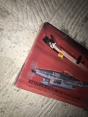 MPM Messerschmitt ME 262 A-1 a/U3 V056 1/72 Scale Model Plane