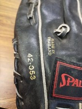 Aeroback Supreme Spalding Competition Series 42-053 Softball Glove Top Leather