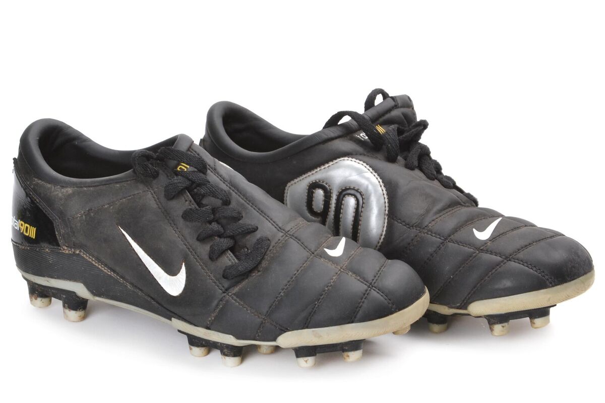 NIKE AIR ZOOM TOTAL 90 III FG SOCCER BOOTS 308231-012 2003 NIKE AIR ZOOM TOTAL 90 III FG SOCCER BOOTS 308231-012 2003