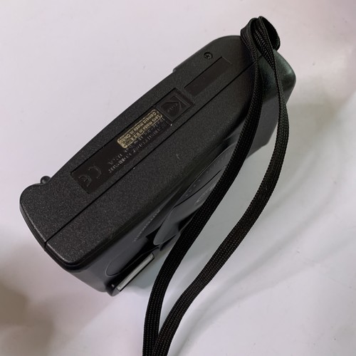 Kodak KB28 35mm Film Camera with Flash - Picture 6 of 11