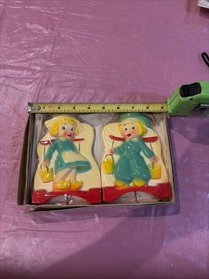 Vintage Miller Wall Plaque Chalk Ware DUTCH KIDS Boy & Girl, Original Box