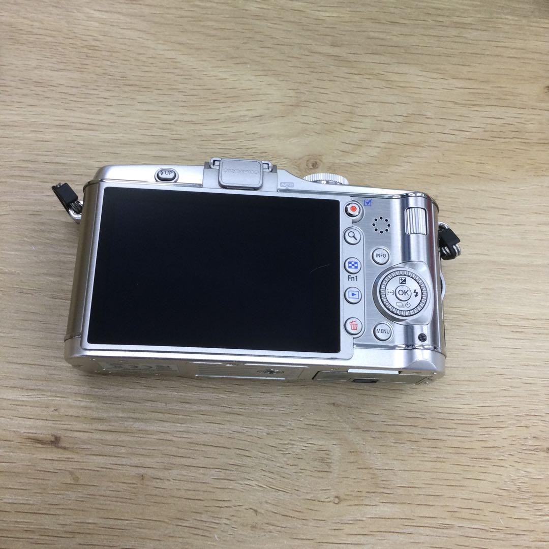 ピンクの猫・131、オリンパス　PEN E–P3 本体　シルバー Pink cat exclusive 131 Olympus PEN E P3 Body Silver | eBay