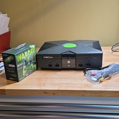 Microsoft Xbox Original 8GB Black Console 480p NTSC-U/C + AV, Power, 2 Games