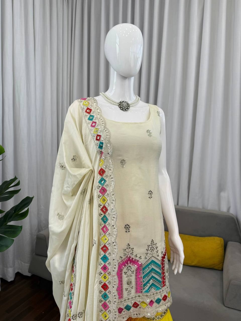 New Off White Heavy Chinon Silk Top Palazzo With Dupatta For Festival Wear thumbnail 4