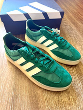 adidas Barreda Men  s Suede Low-Top Lace-Up Sneakers Green/White New w/ Box