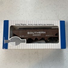 Bachmann 17604 HO Southern 40' Quad Hopper #352454 GC With Box