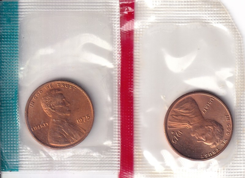 1975 P & D Lincoln Memorial Penny 1c 2Coins Set Mint in Cello #2016