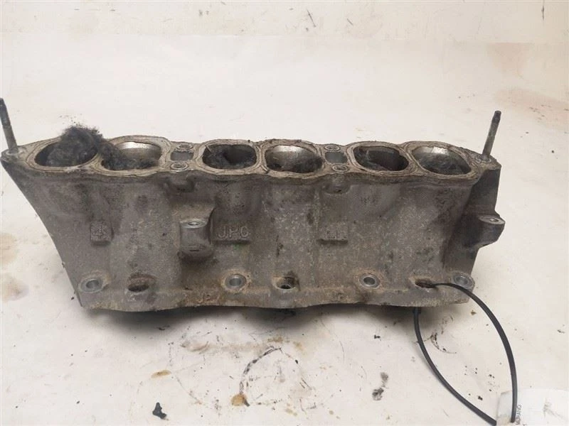 Colector de admisión inferior se adapta a Nissan Murano 2009 OEM Foto 2 de 4