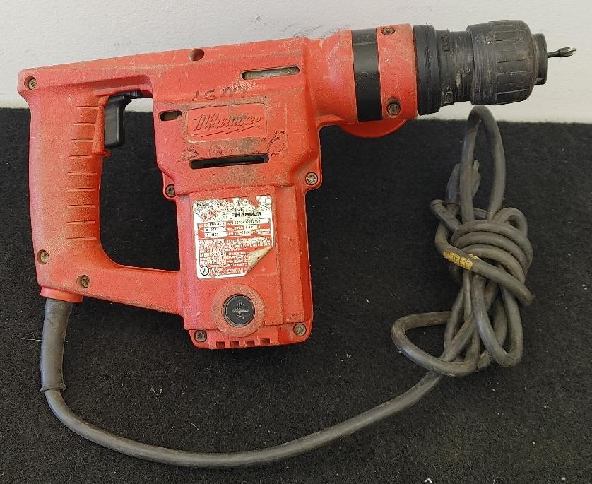 MILWAUKEE TOOLS 53621 1" HAWK ROTARY HAMMER DRILL eBay