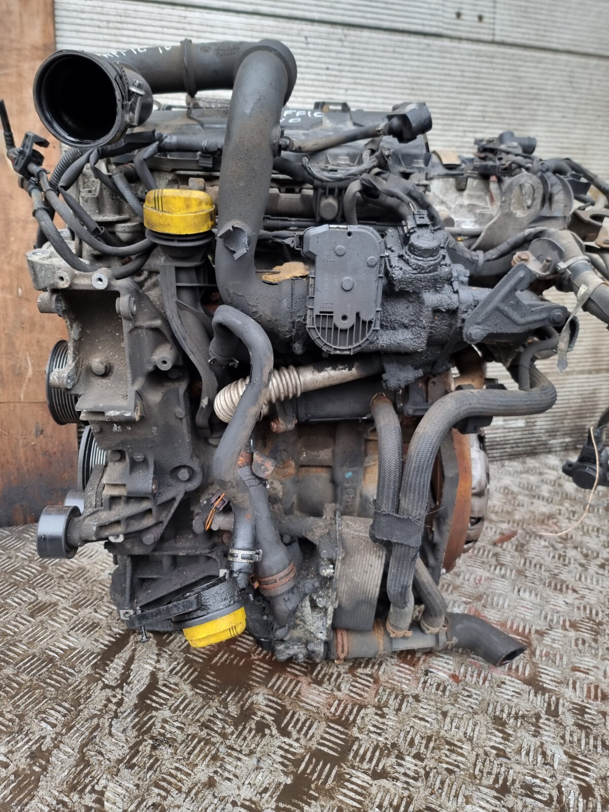 RENAULT TRAFIC ENGINE C046879 CODE M9R786 2.0L DIESEL MANUAL PANEL VAN