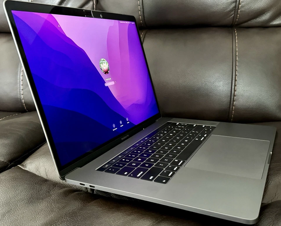 15" Apple MacBook Pro 2016 2.6 i7 16GB 512,GB 450 Monterey Gray Touch Bar - Image 2 of 4