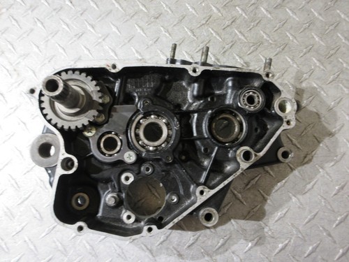 81 82 1981 1982 SUZUKI RM125 rm 125 right crank Case Crankcase RM125-209728 - Picture 10 of 16