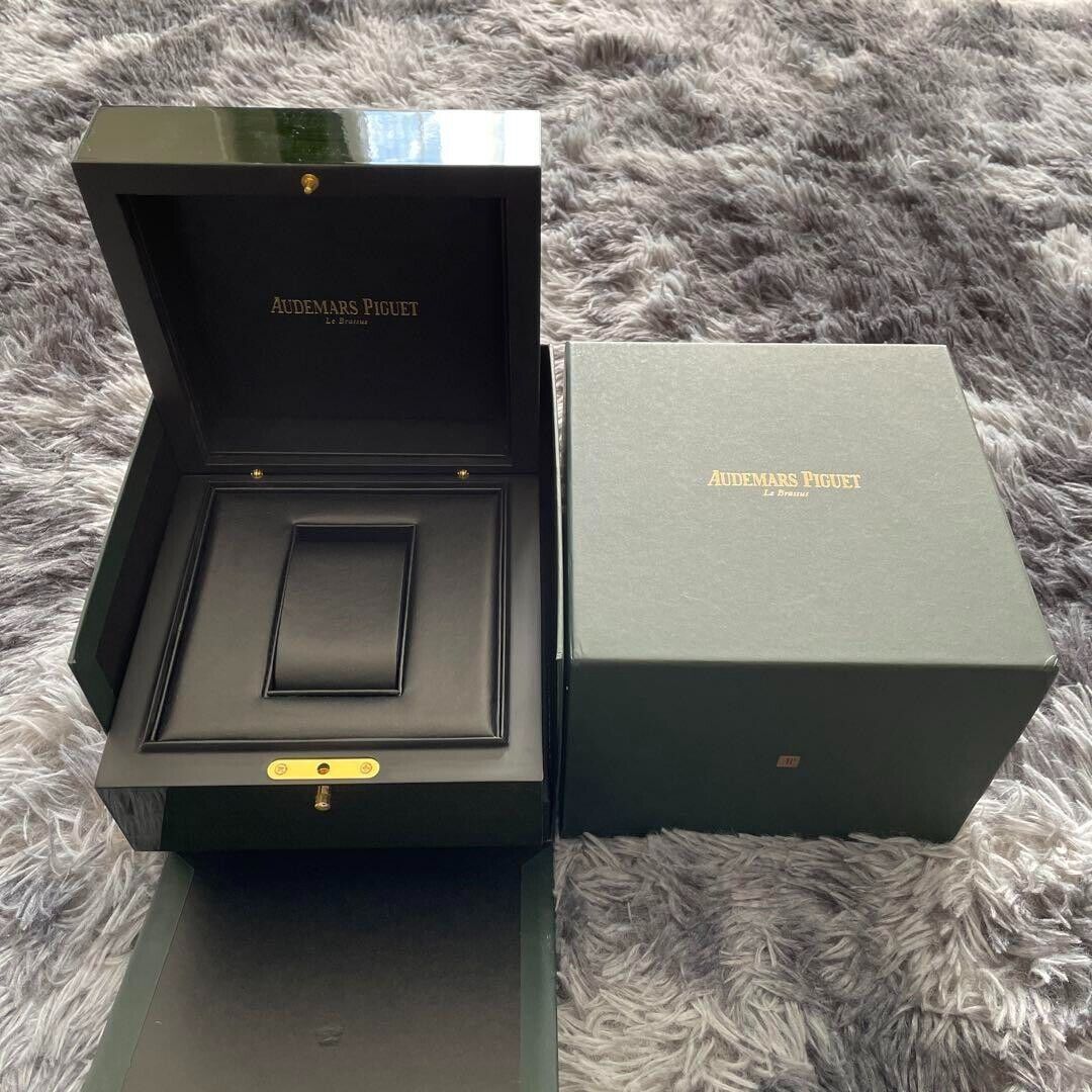 Audemars Piguet AP Watch Box Case Le Brassus Green | eBay Audemars Piguet AP Watch Box Case Le Brassus Green | eBay
