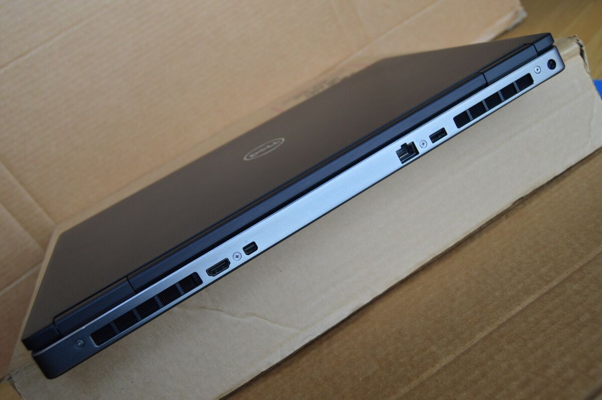 Dell Precision 7730 1080P FHD IPS 6-Core E-2176M 64GB 1TB Dell Precision 7730 1080P FHD IPS 6-Core E-2176M 64GB 1TB