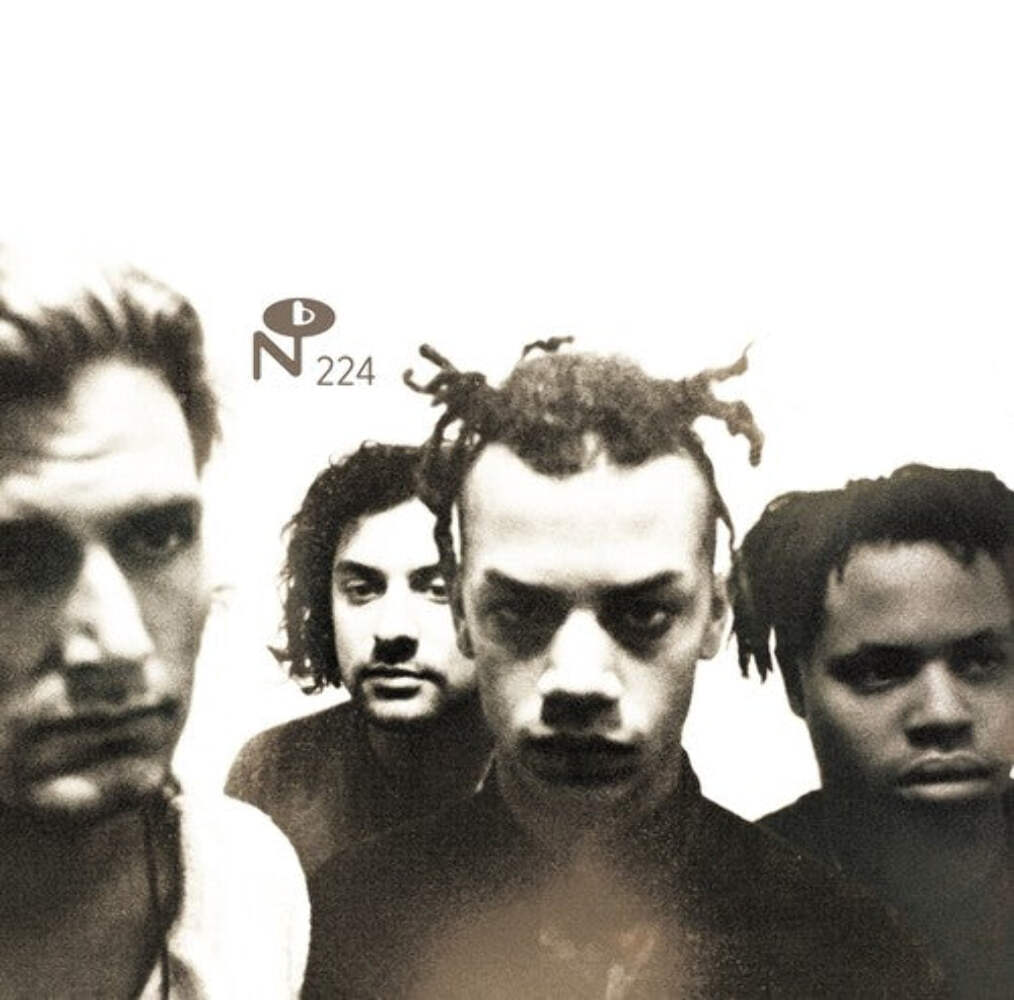 Majesty Crush - Бабочки не улетают [Прозрачный винил] НОВЫЙ винил