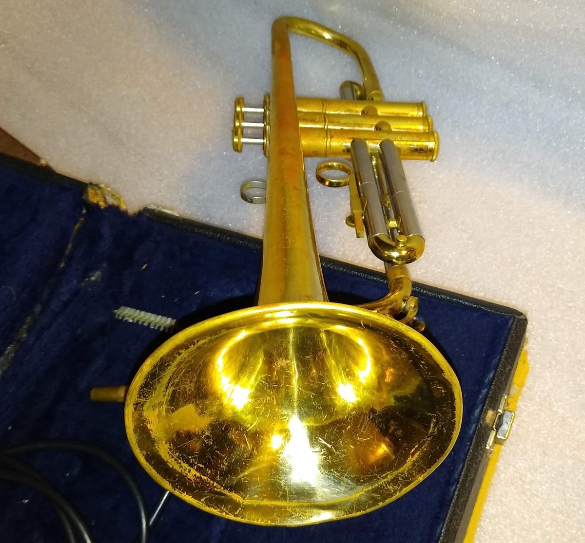 Yamaha YTR-232 Trumpet, Japan, with case & mouthpiece, Fair