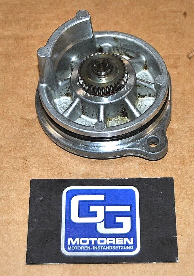 original AMG C63 Mercedes Kettenkastendeckel neuwertig 2tkm A1770104002 177980 - Bild 1 von 2