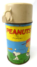 Vintage Used Peanuts by Shultz Snoopy Charlie Brown United Feature Syndicate 195