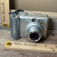 Canon PowerShot A60 2.0 MP Digital Camera Silver 3x SCREEN WORKS FOR PARTS!!