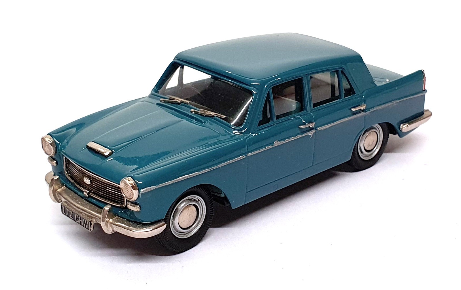 Lansdowne 1/43 Scale LDM6c - 1961 Austin A110 Westminster - Persian Blue