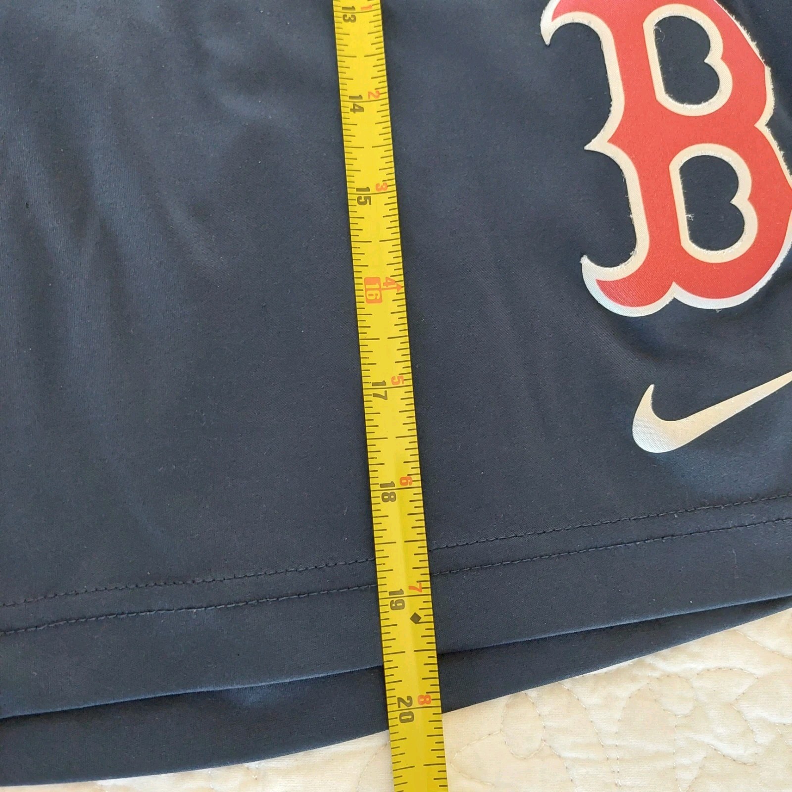 Nike Dri-Fit Boston Red Sox Men’s M Athletic Shorts Navy Blue Red Graphic Print thumbnail 3