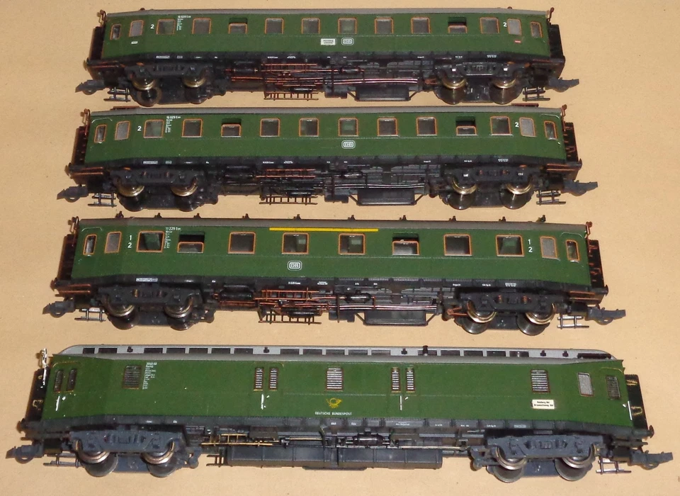 Roco H0, Schöner Eilzug Epoche 3, der DB 4 Wagen, Hechte