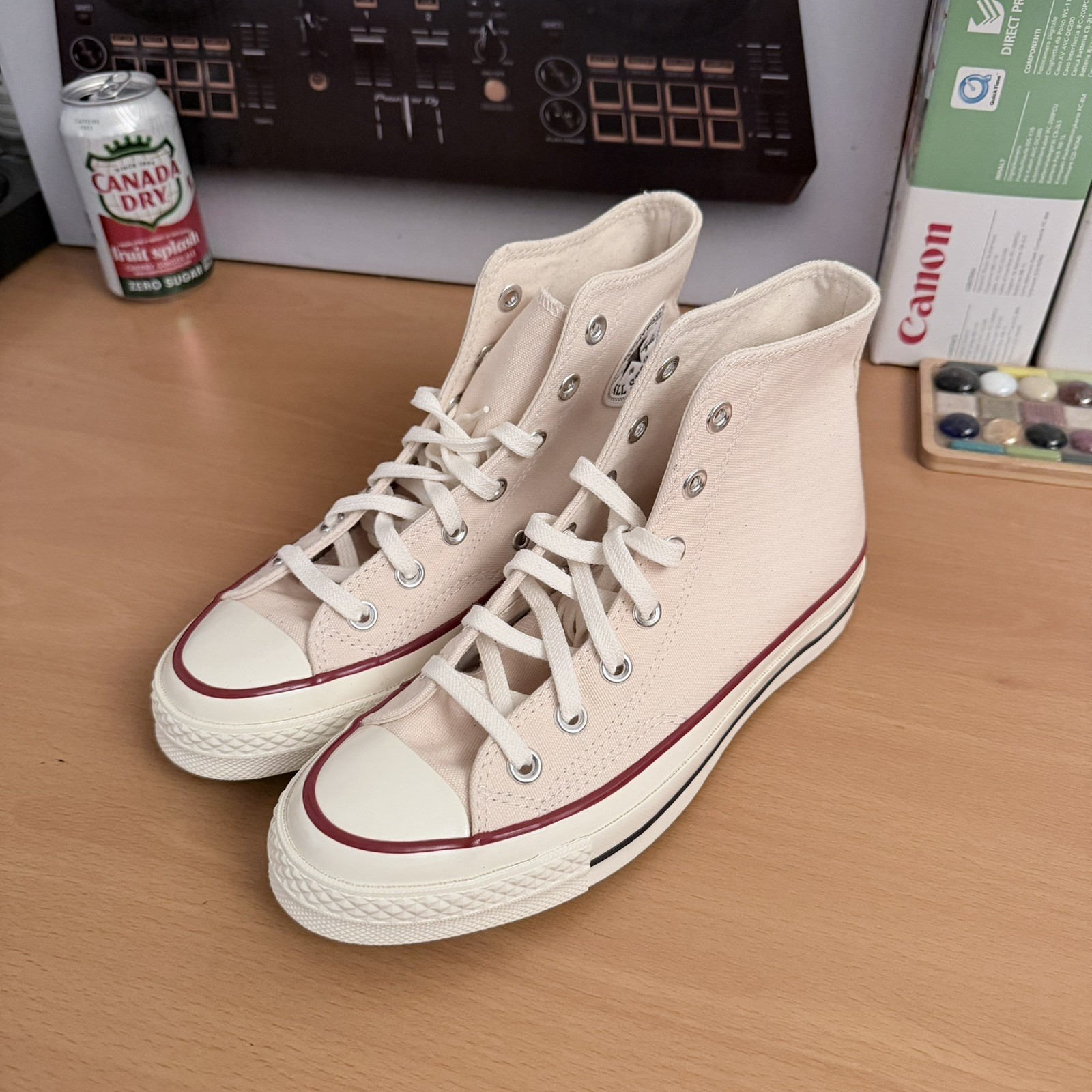 Converse Chuck 70 Canvas High Top Parchment/Garnet/Egret Men’s 5 / Women’s 7