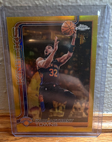 Topps 2024-25 Topps Chrome Karl-Anthony Towns New York Knicks #21 Parallel