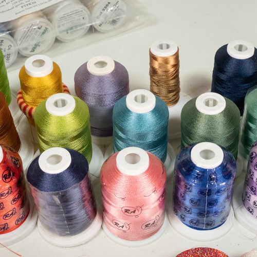 LOT 140+ THREAD SPOOLS ROBINSON-ANTON, SULKY, MADEIRA EMBROIDERY RAYON - Picture 10 of 24
