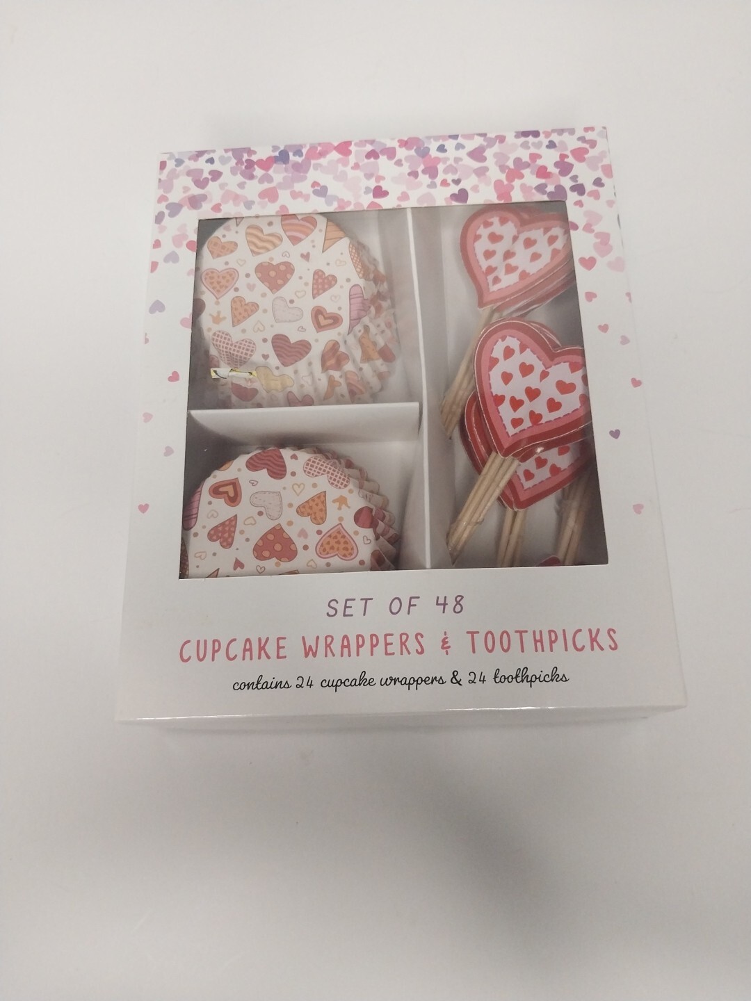 Hearts Cupcake Wrappers And Toothpicks-image
