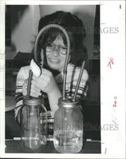 1982 Press Photo Paul Batista Builds Model For Spring Hill Science Fair