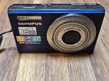 Olympus FE-5010 Digital Camera 12 Mega Pixels 5X Optical Zoom Photography 