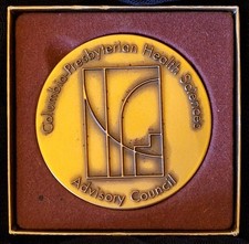 MARY TYLER MOORE Medal Columbia-Presbyterian Health Sciences Advisory Award 2004