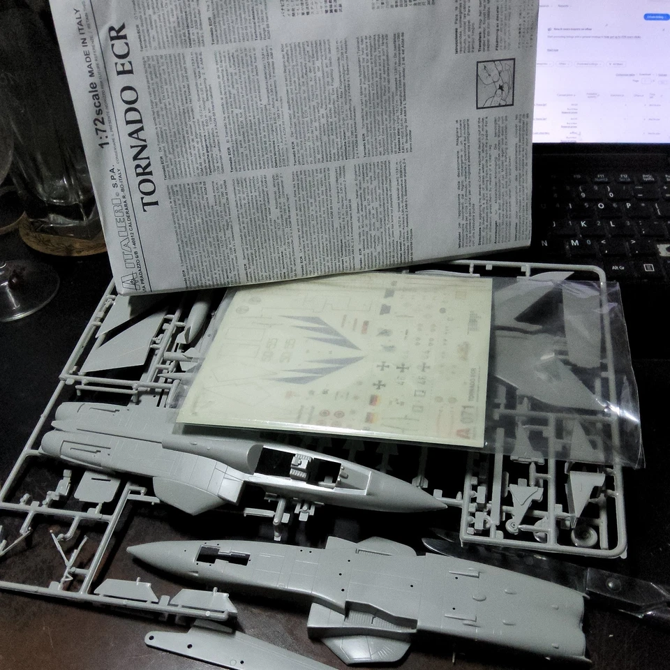 1/72 Italeri Tornado ECR model kit - Image 2 of 2