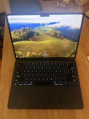 Apple MacBook Air 13'' M2 (2022) A2681 16GB RAM 512GB SSD Excellent Condition