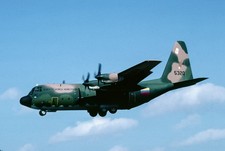 Original Aircraft slide/Flugzeugdia: C-130H  5320 Venezuelan AF, 1981 / k64