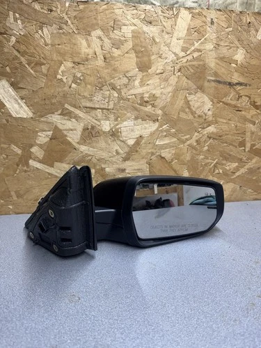 2016 - 2024 Chevy Malibu Side Mirror Right Passenger Side OEM W/ Blindspot 8-Pin