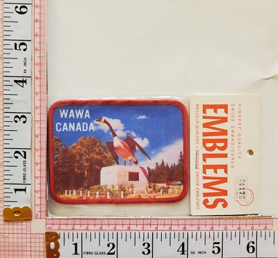 Wawa Ontario Giant Goose Cobra Chicken CDA Travel Vacation Holiday Patch Crest