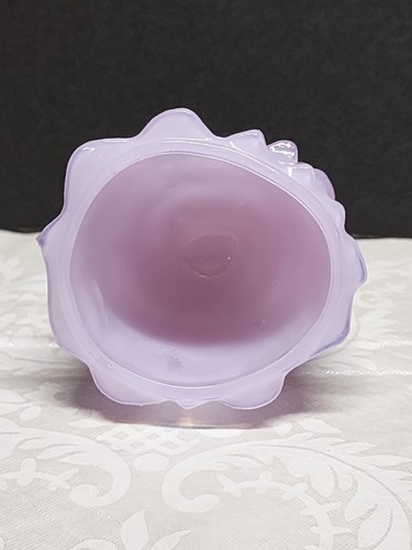 Boyd Glass Colonial Lady "Louise" Lavender - Picture 4 of 5
