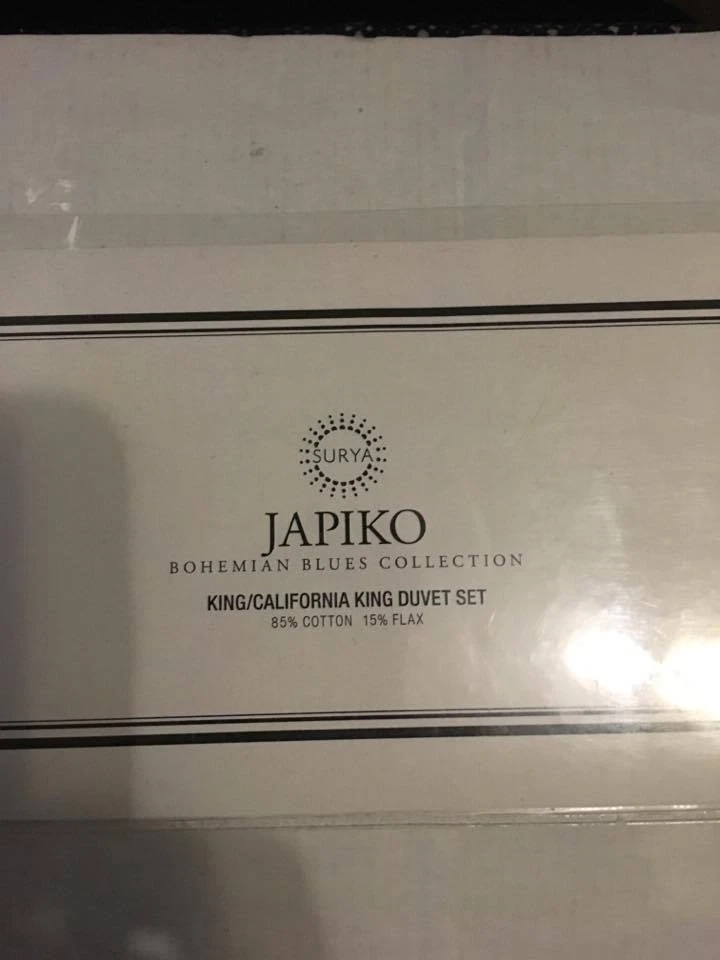 Juego de edredón Surya Japiko tejido algodón king en azul marino Foto 4 de 4