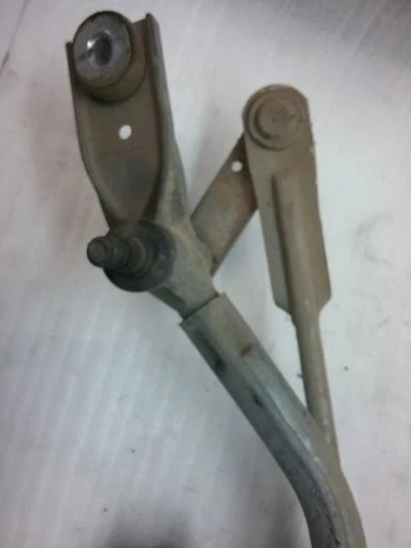 Chevrolet Silverado 2008 2-8RM Valeo 15846942 limpiaparabrisas motor acoplamiento Foto 4 de 4