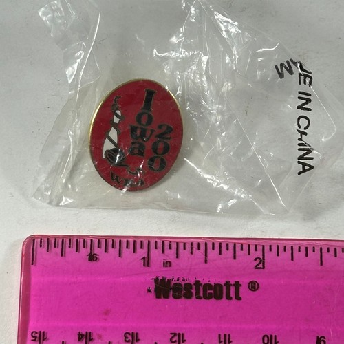 Iowa Women's Bowling Association Enamel Pin .75 in Iowa 200 - Picture 3 of 4