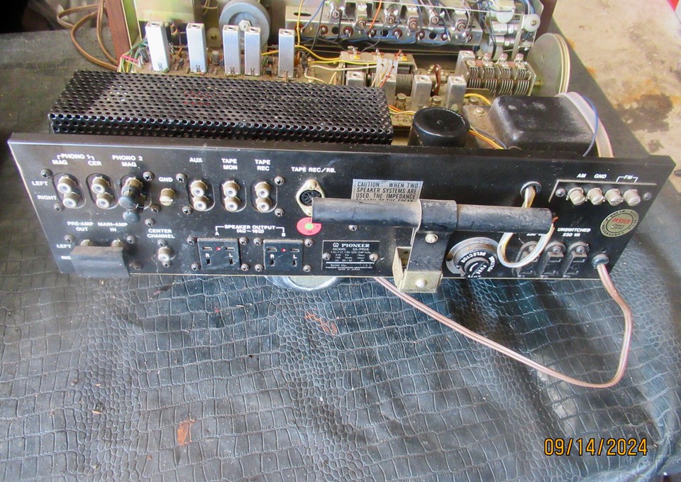 Pioneer SX-990 Récepteur Stéréo AM-FM Pour Pièces Boîtier Bois Boutons