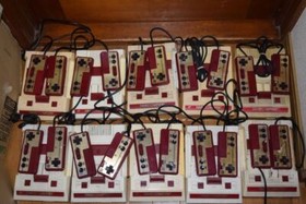 Famicom Console body only Parts family computer Nintendo 10 Lot Junk a