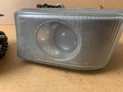 Genuine Mitsubishi 3000gt Fog Lamp Assembly MB698927 for sale 