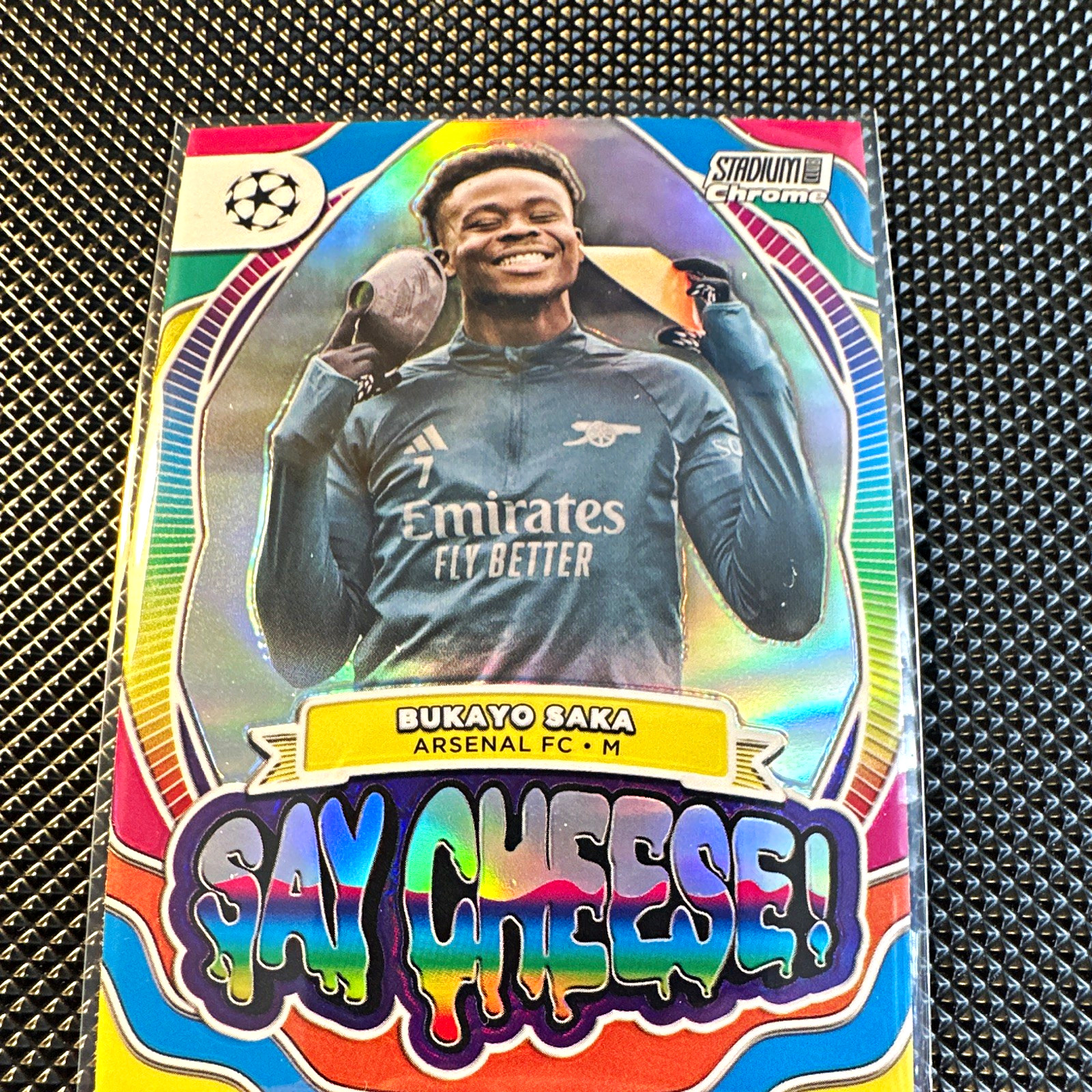 Topps UCL 2023-24 Stadium Club Chrome Say Cheese! Bukayo Saka Arsenal SC-BS