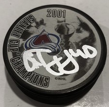 ALEX TANGUAY SIGNED COLORADO AVALANCHE 2001 STANLEY CUP HOCKEY PUCK W/ CASE COA