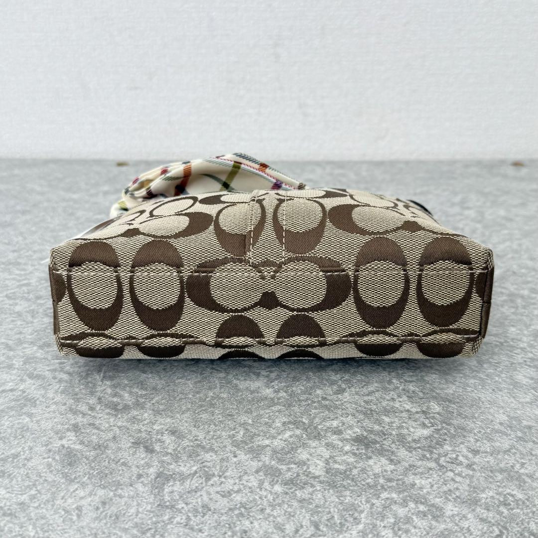 バッグ Coach Mni Signature Turnrock mini Pouch Coach Mni Signature Turnrock mini Pouch Coach Signature Turnrock